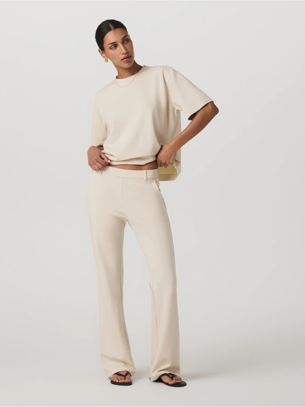 Vuori Maven Slim Bootcut Pant in Bone